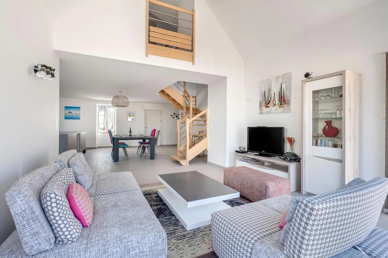 Grande Maison Pour 8 Personnes A St Armel Saint-Armel 0*,  France